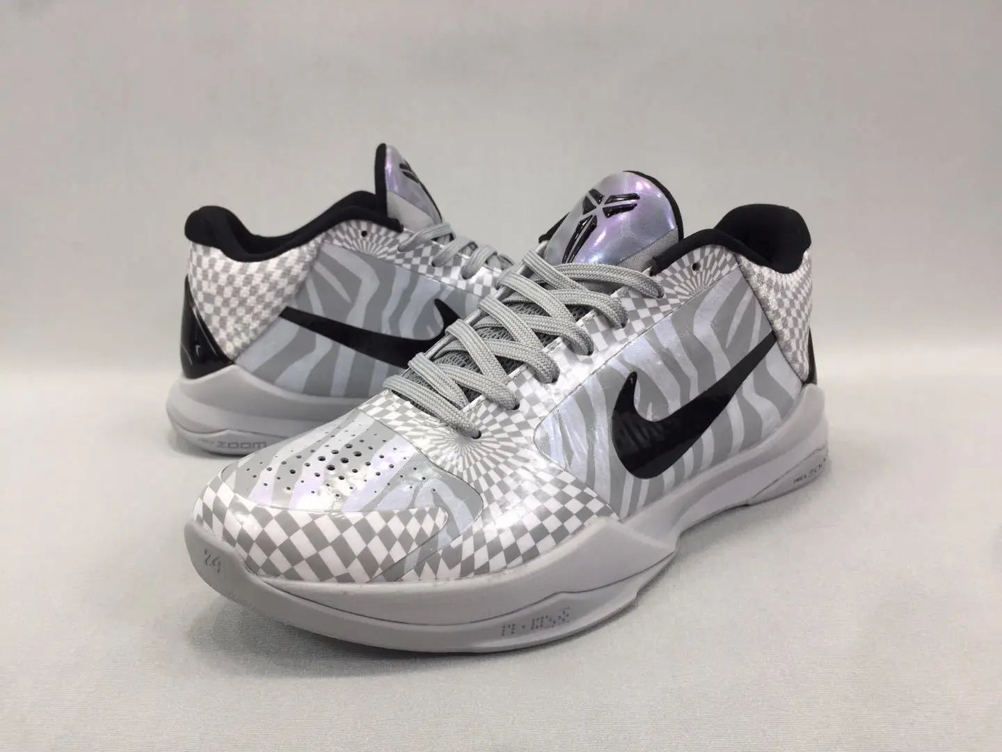 NIKE KOBE 5 PROTRO x ZEBRA PE - Replico