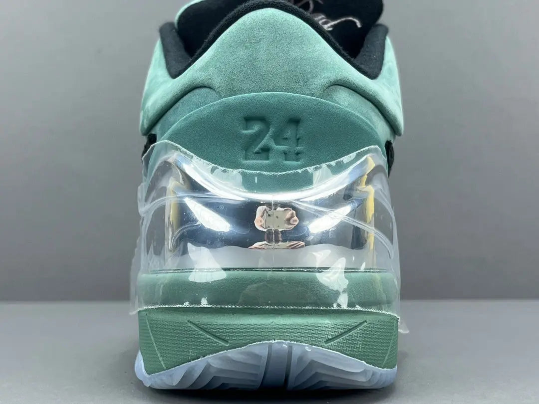 NIKE Kobe 4 Protro Girl Dad basketball sneaker, low-top design, premium style