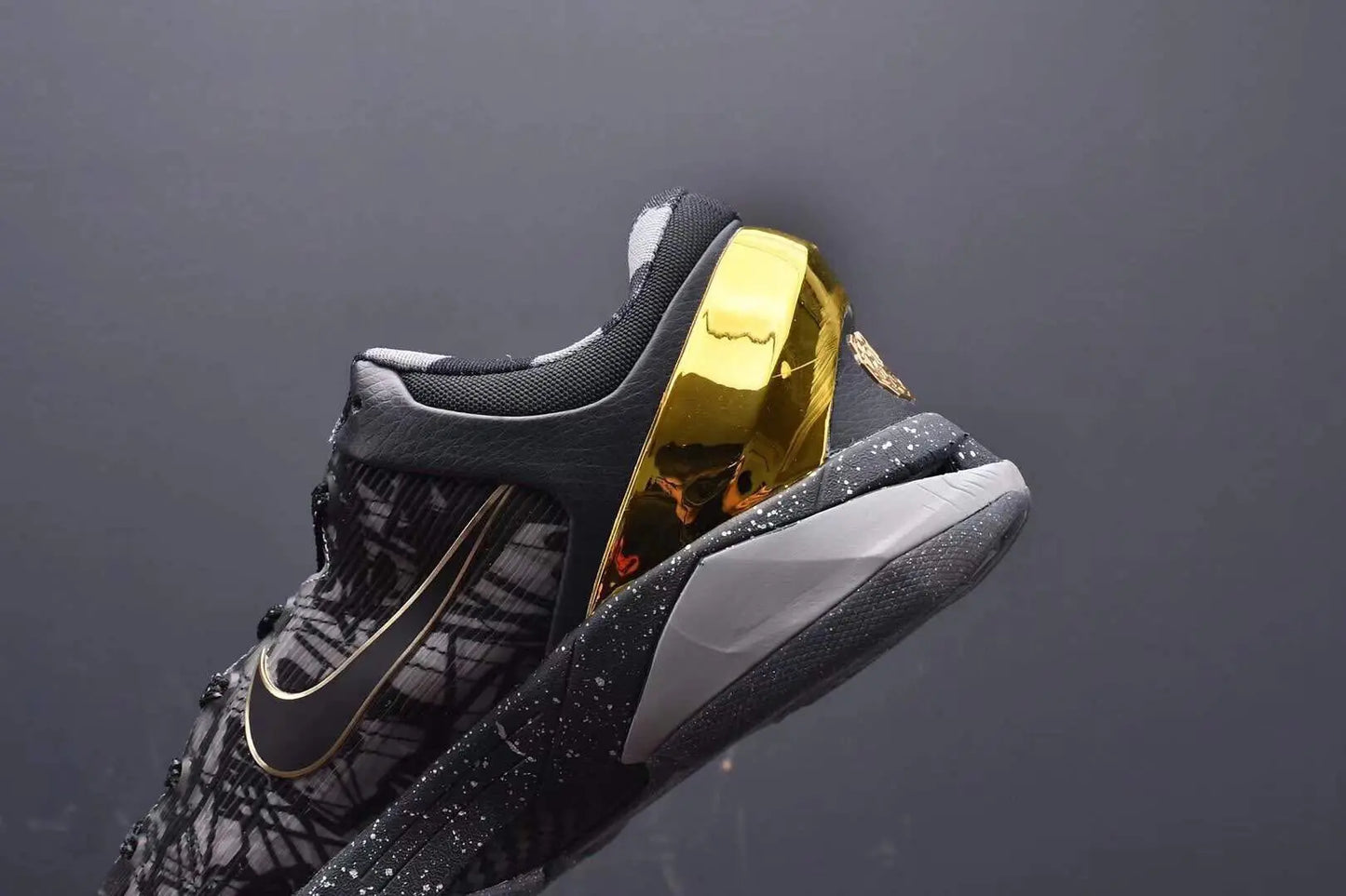 Nike Kobe 7 Prelude basketball shoes multicolor design with sleek performance silhouette