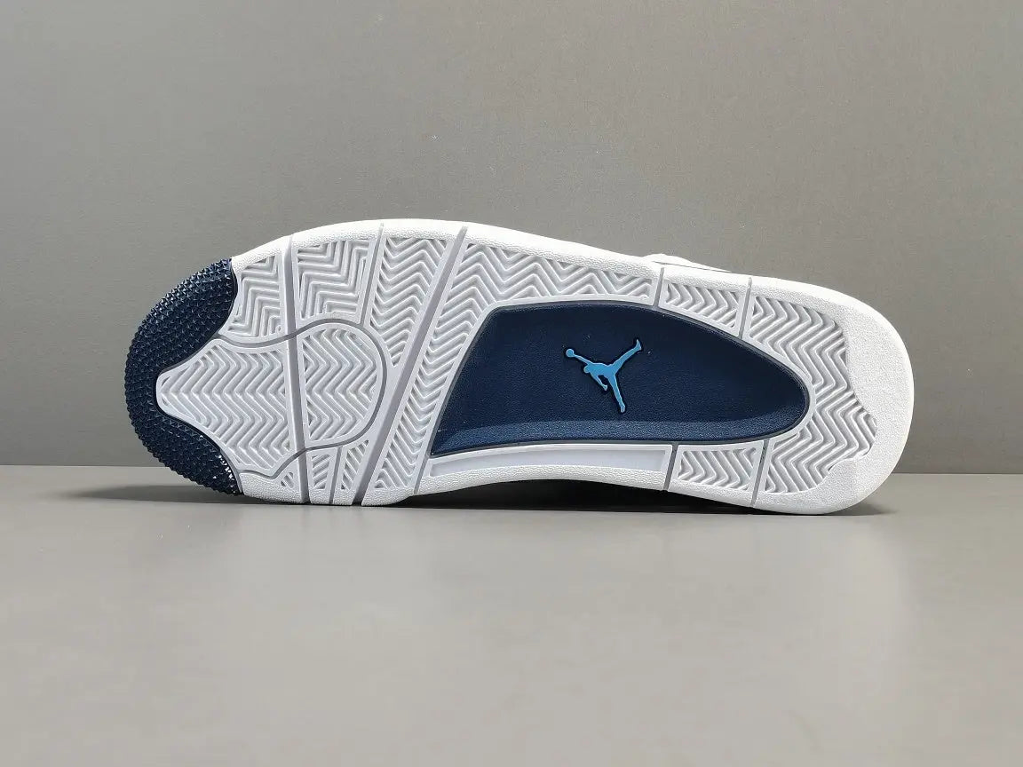 Air Jordan 4 Columbia sneakers white blue accents classic retro basketball shoes