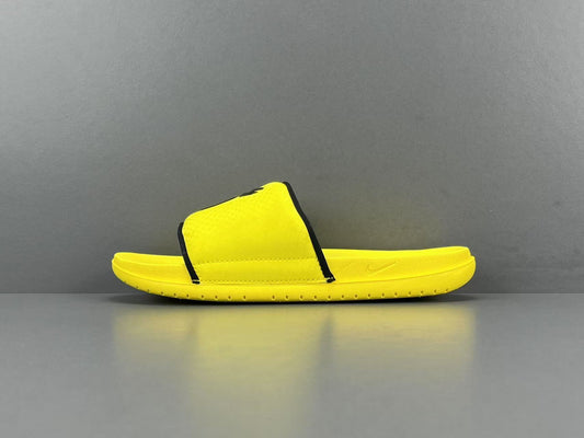 Nike Kobe Offcourt Slide Lightning yellow comfortable basketball slides casual sportswear footwear