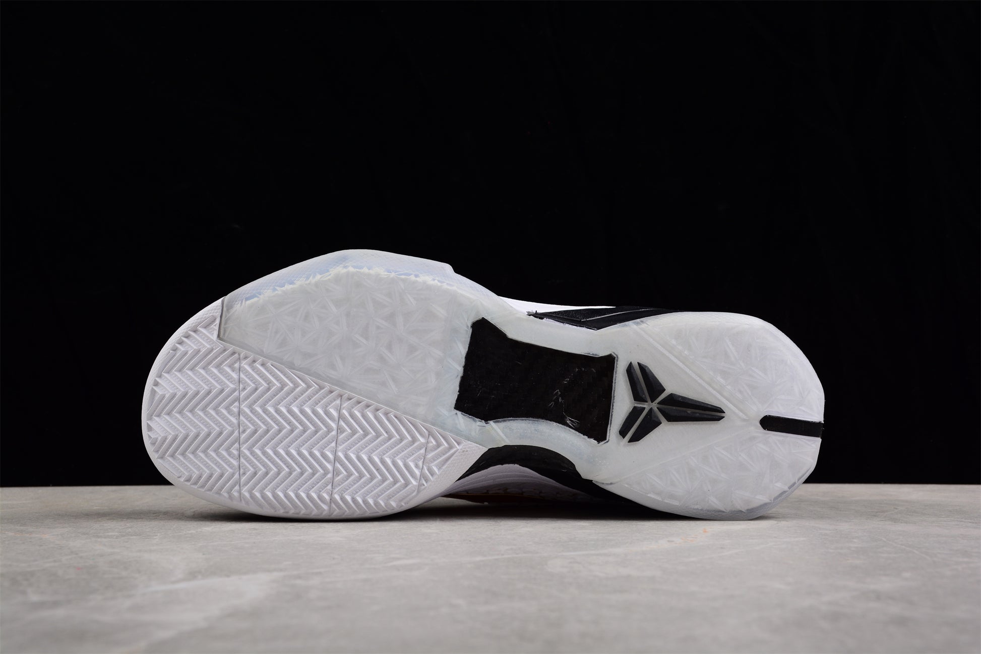 Nike Kobe 7 Elite Home basketball shoes white with purple and gold Lakers accents
