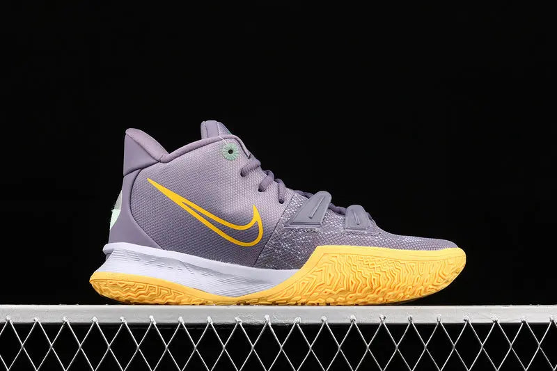 Nike Kyrie 7 x Daybreak basketball shoes – low-top sneakers with sunrise-inspired colorway, Zoom Air cushioning, and performance traction