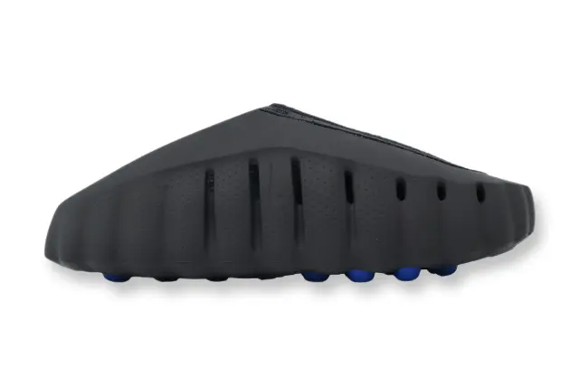Nike Mind 001 Slide x Fragment Black minimalist premium slide sandal side view