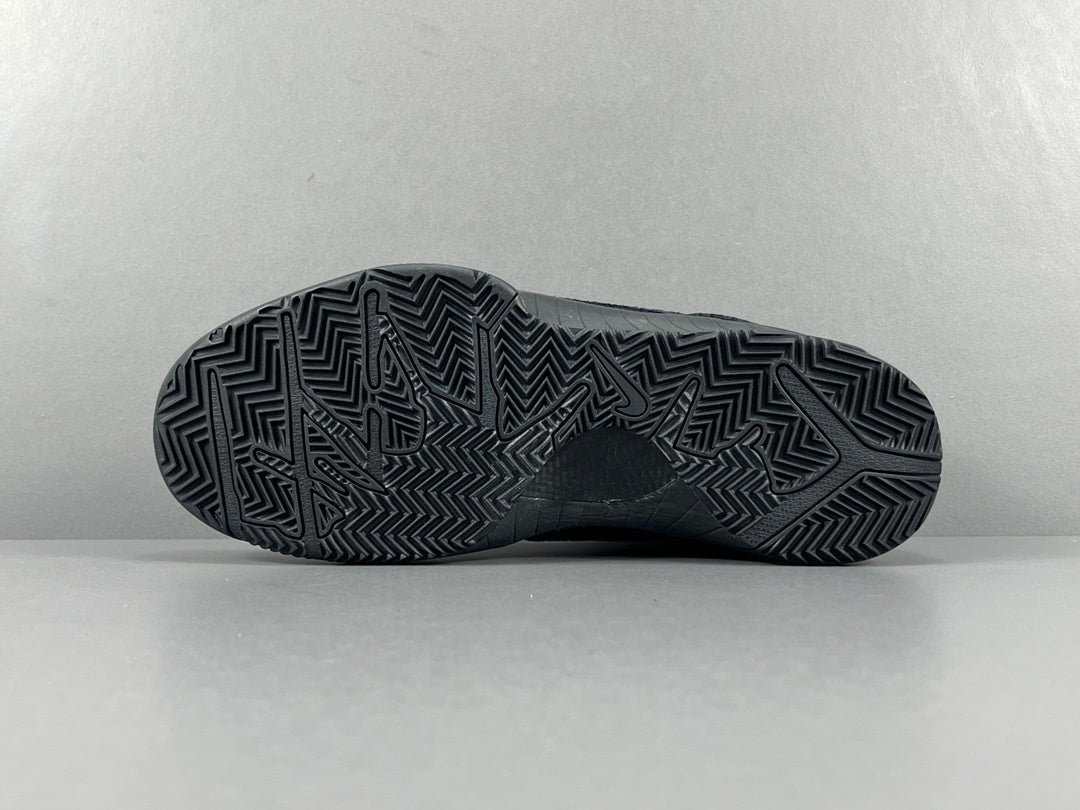 NIKE Kobe 4 Protro Gift of Mamba basketball sneaker, low-top design