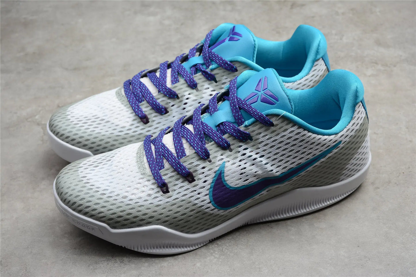 Nike Kobe 11 Low Draft Day basketball shoes mens performance sneakers elite
