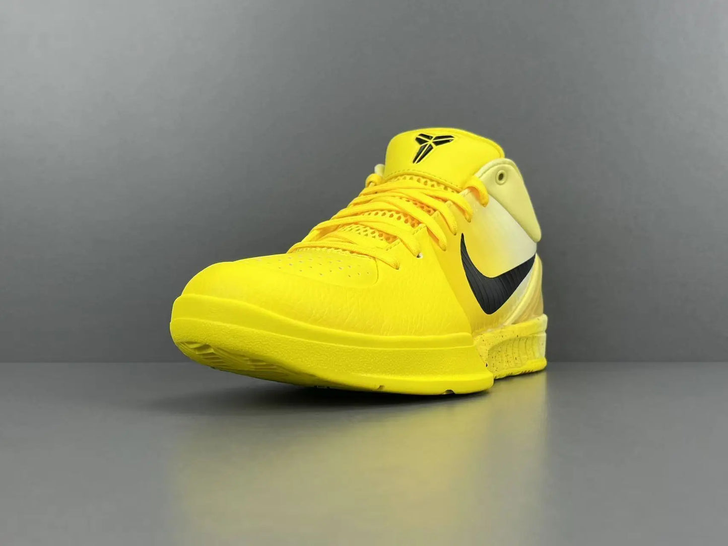 NIKE Kobe 4 Protro CHBL basketball sneaker, low-top, premium performance design