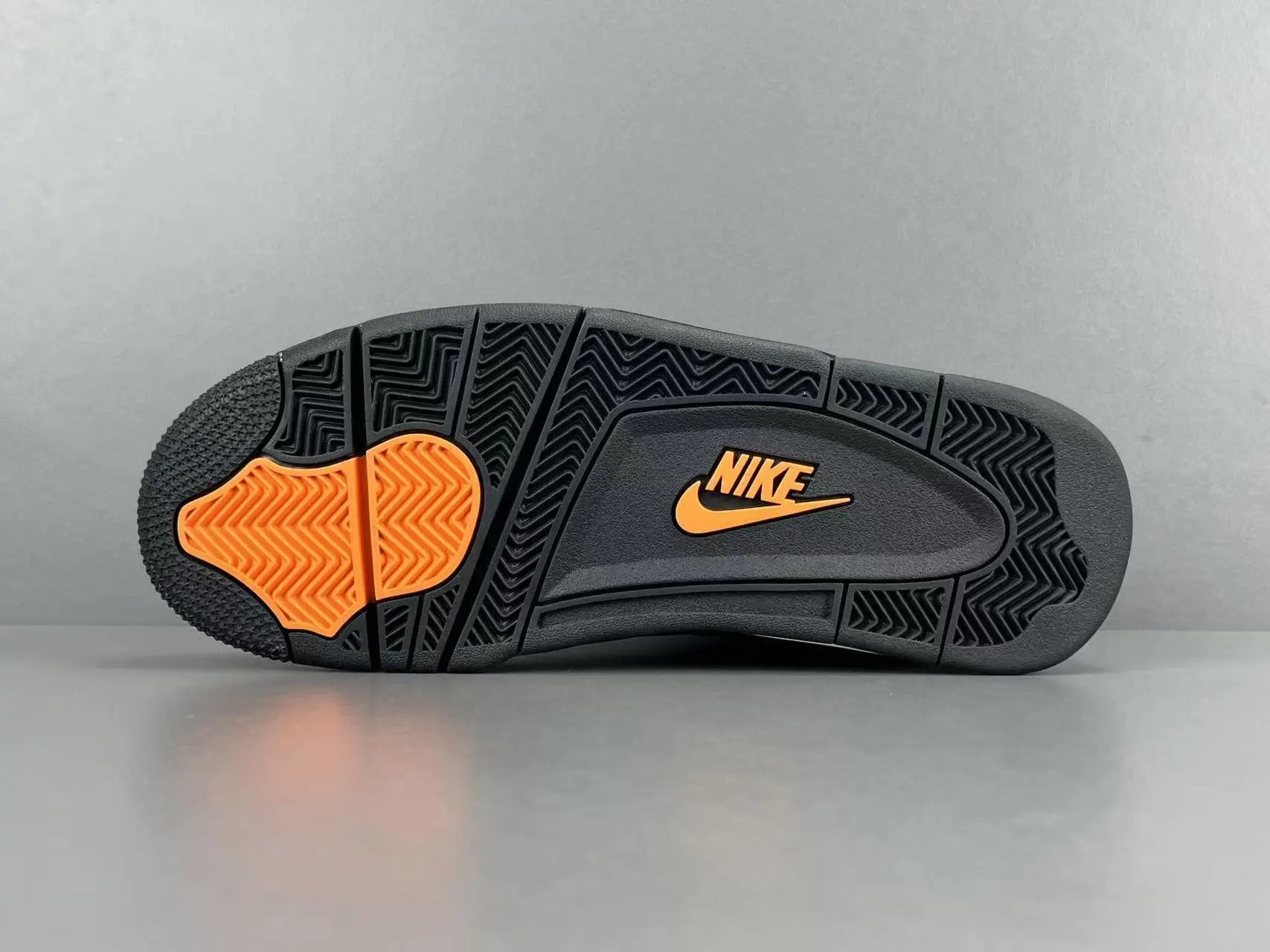 Jordan 4 x UNDEFEATED sneaker premium streetwear basketball shoes limited edition
