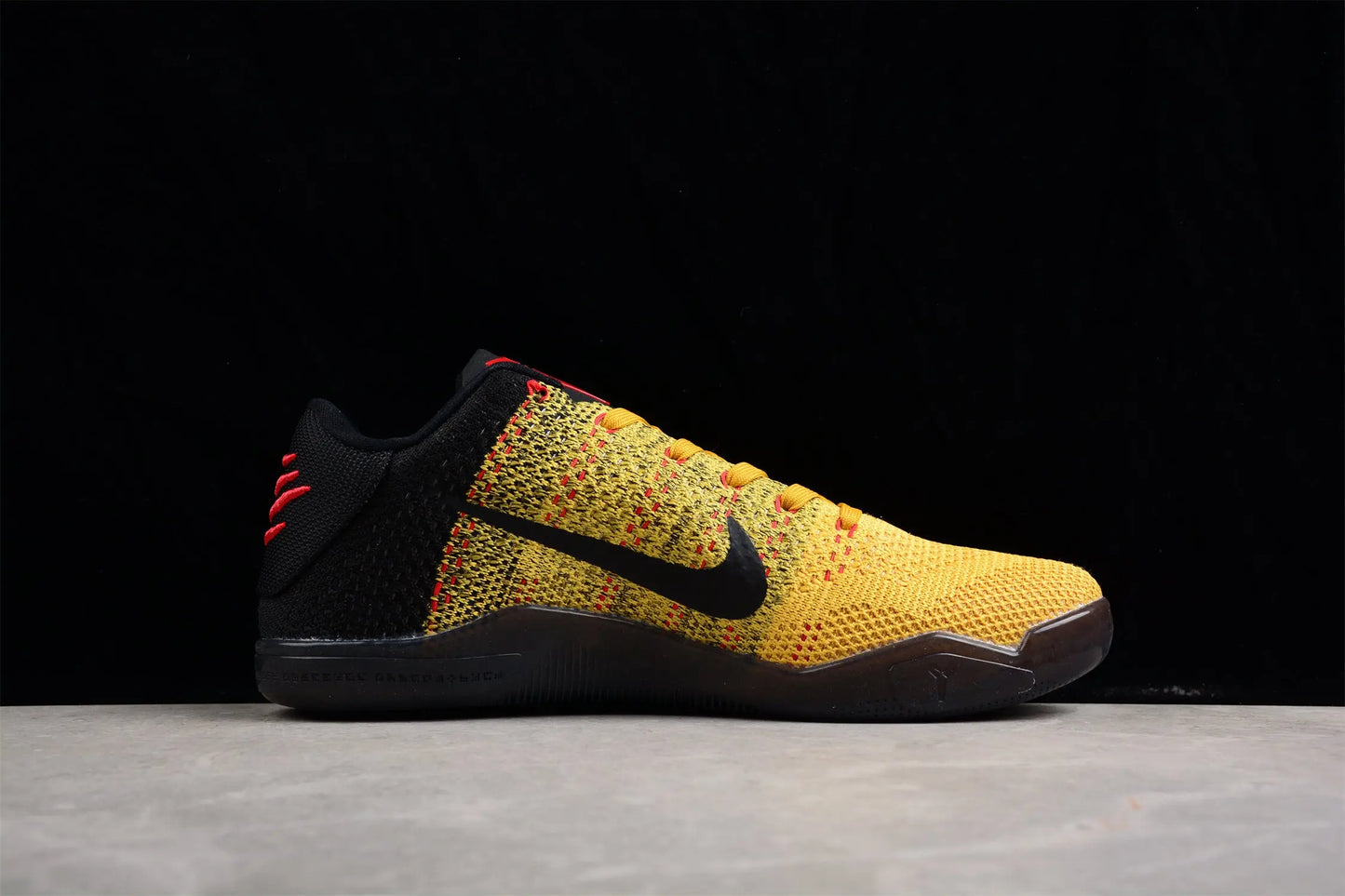 Nike Kobe 11 Elite Low Bruce Lee basketball shoes mens performance sneakers