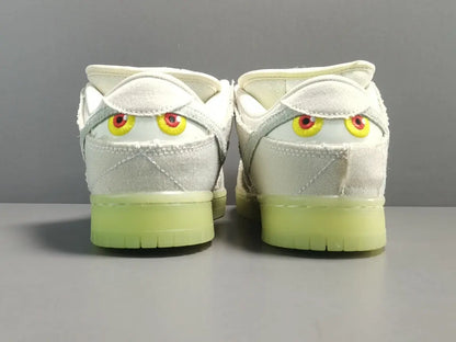 Nike SB Dunk Low Mummy glow in the dark tearaway sneaker limited
