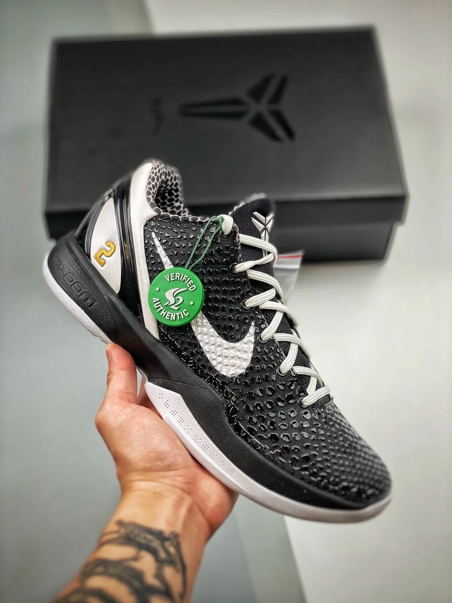 Nike Kobe 6 Protro Mambacita Sweet 16 basketball shoes pink and gold tribute design

