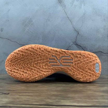Nike Kyrie 7 x Sisterhood basketball shoes – blue Hyper Royal sneakers with Melon Tint accents and Zoom Air cushioning for performance
