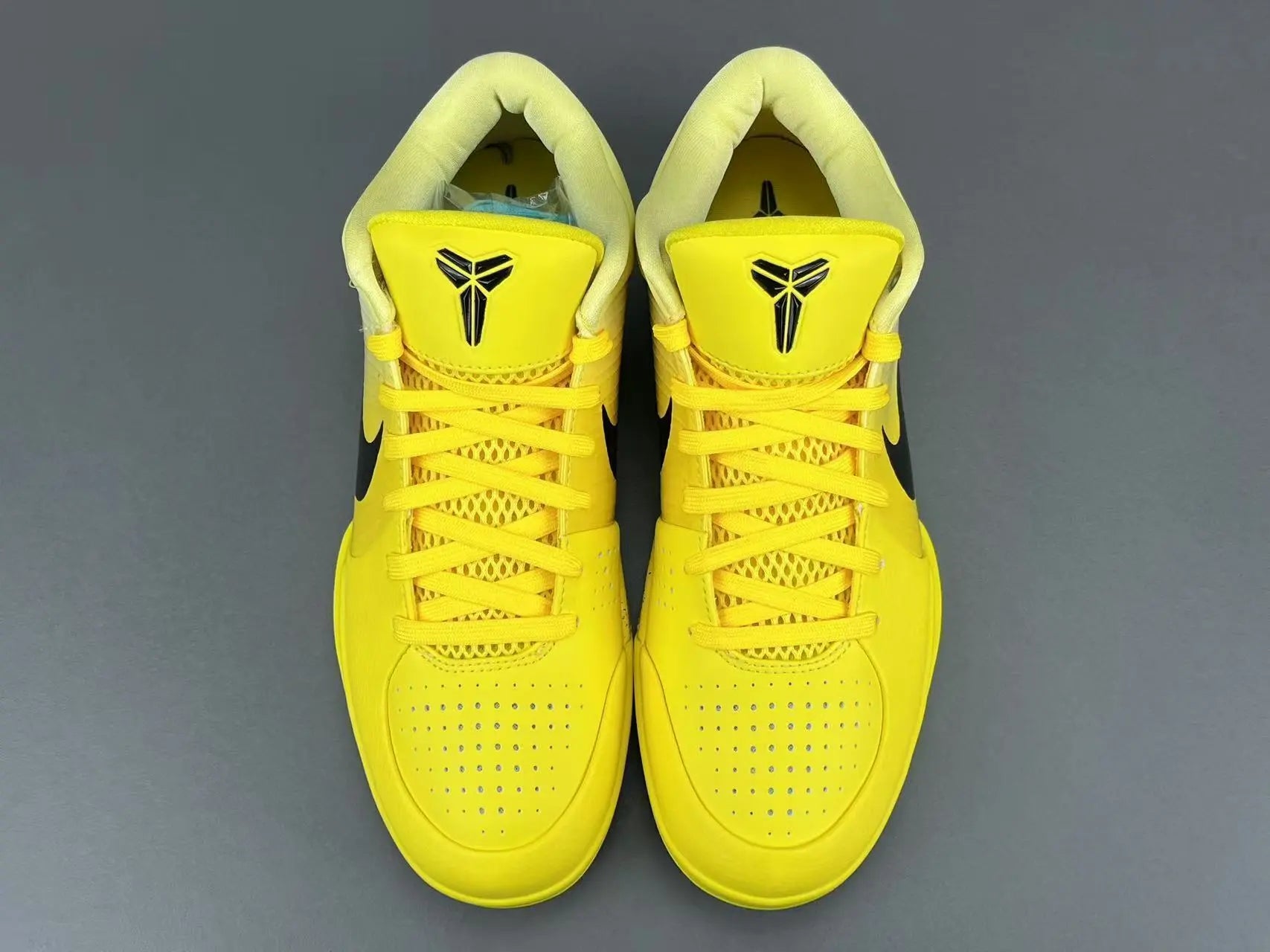 NIKE Kobe 4 Protro CHBL basketball sneaker, low-top, premium performance design