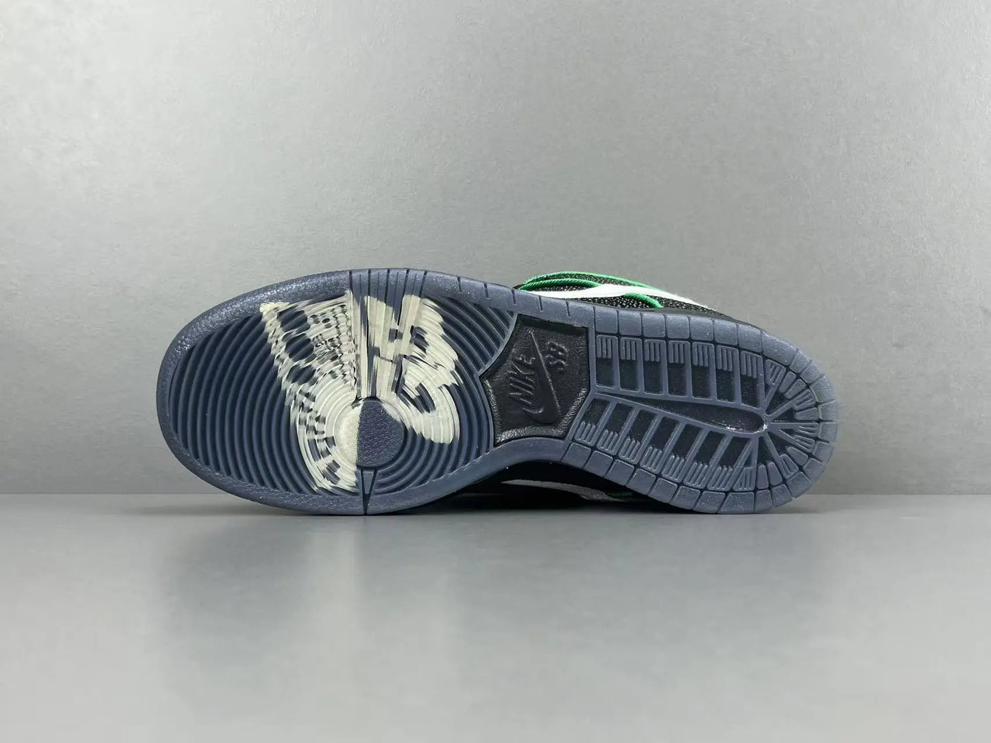 Nike SB Dunk Low Bronx Girls Skate collaboration women’s skate shoes