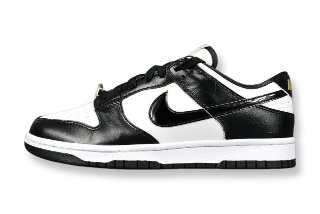 NIKE DUNK x WORLD CHAMPS BLACK WHITE Replico