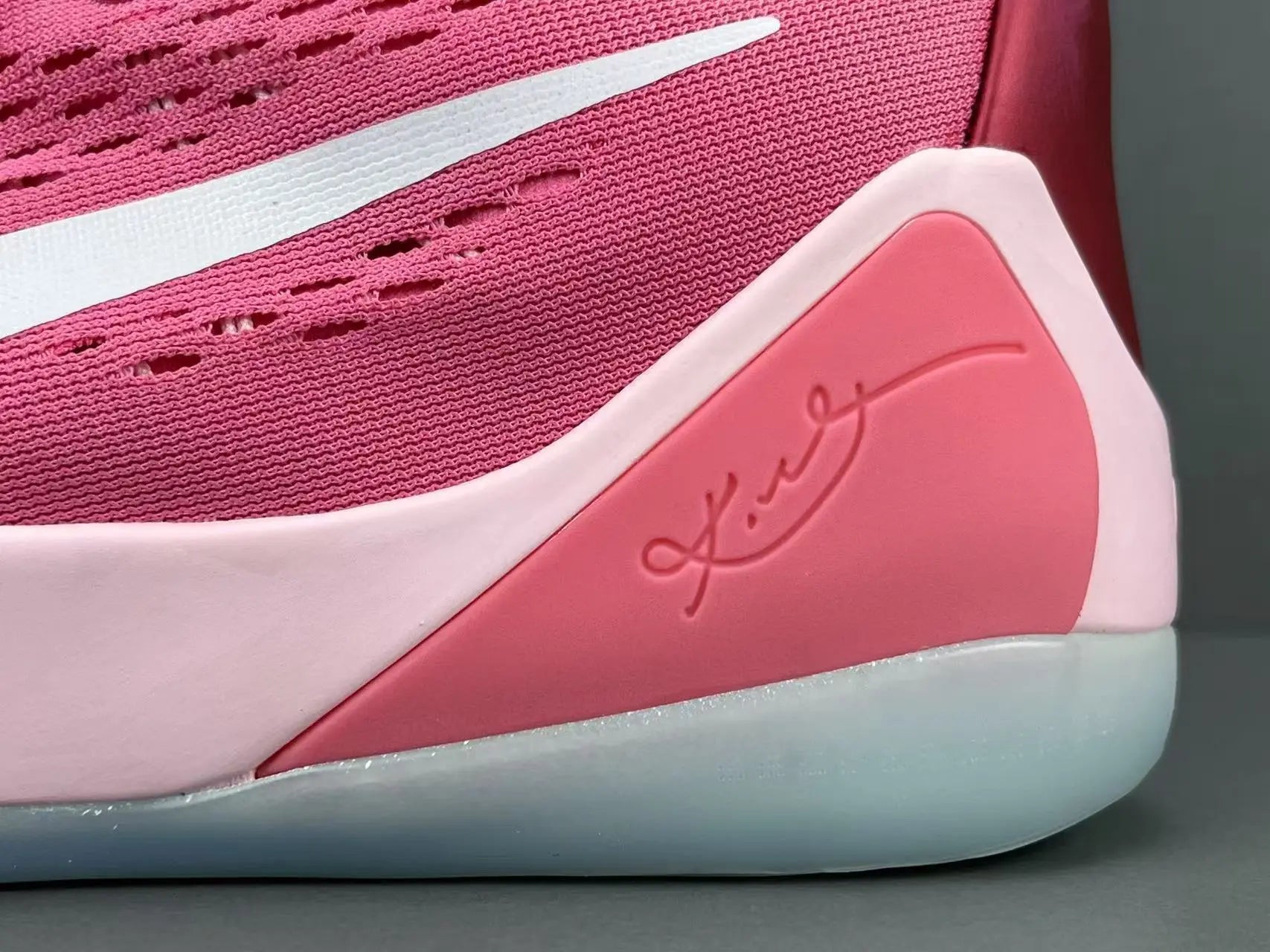 Nike Kobe 9 EM Low Protro Kay Yow Think Pink basketball shoes mens sneakers