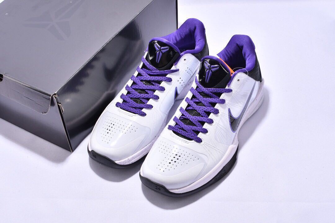 Nike Zoom Kobe 5 x Inline basketball shoes in black and white colorway
