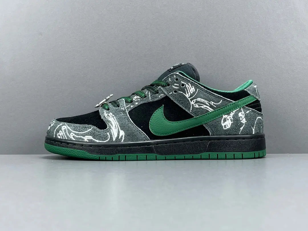Nike SB Dunk Anthracite Gorge Green low top skate sneaker side view