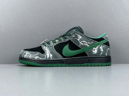 Nike SB Dunk Anthracite Gorge Green low top skate sneaker side view