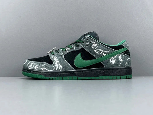 Nike SB Dunk Anthracite Gorge Green low top skate sneaker side view