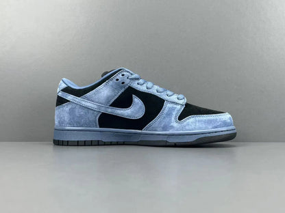 Nike SB Dunk Supreme 94 Ocean Fog low top sneaker side view grey white