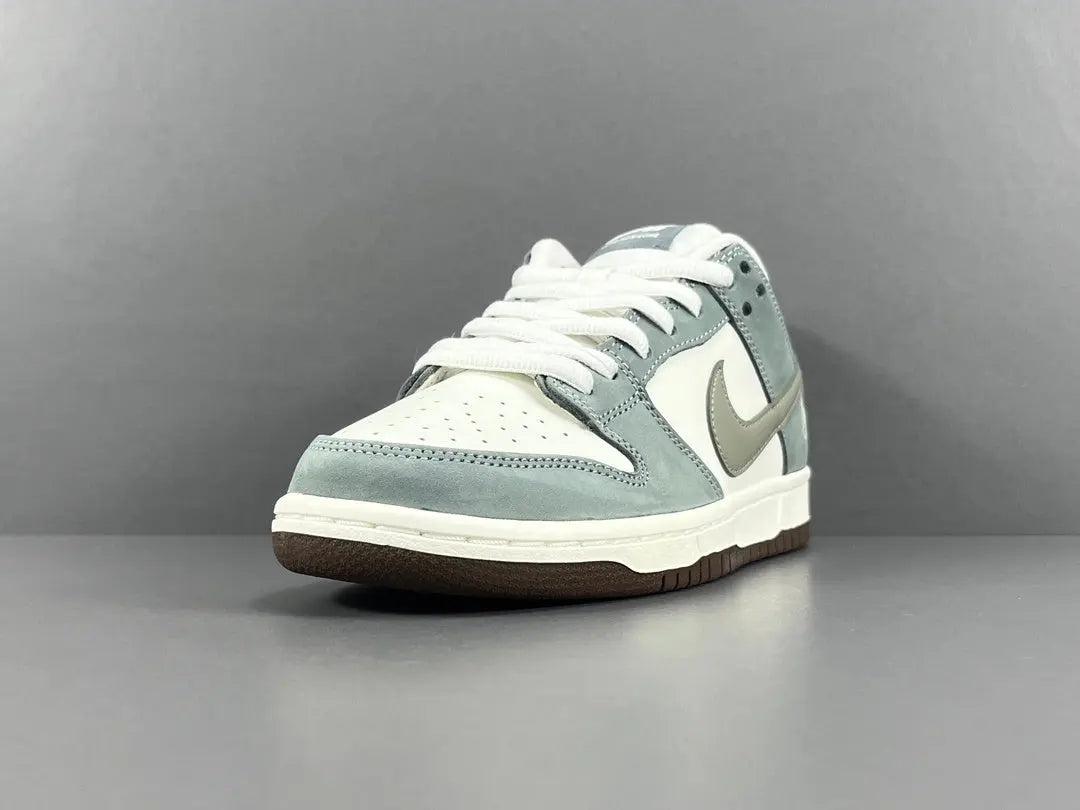 Nike SB Dunk Yuto Horigome low top skate sneaker side view signature design