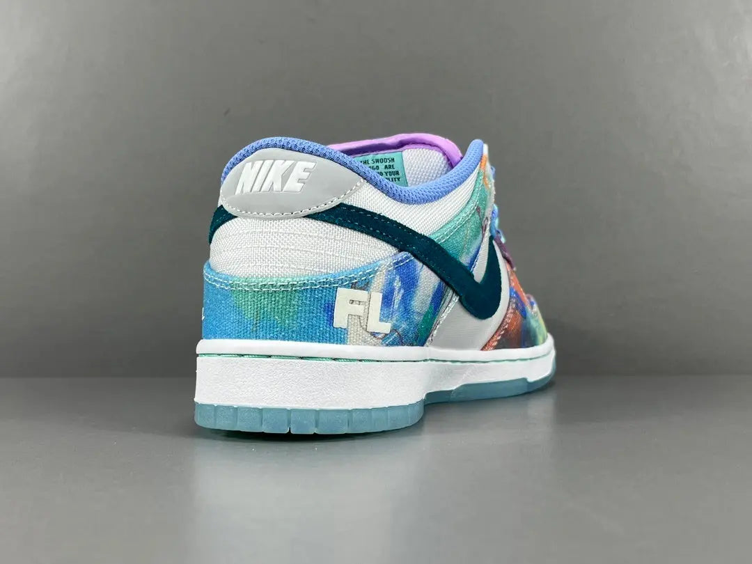 Nike SB Dunk Low Futura Laboratories Bleached Aqua sneaker white grey aqua limited edition skate shoe