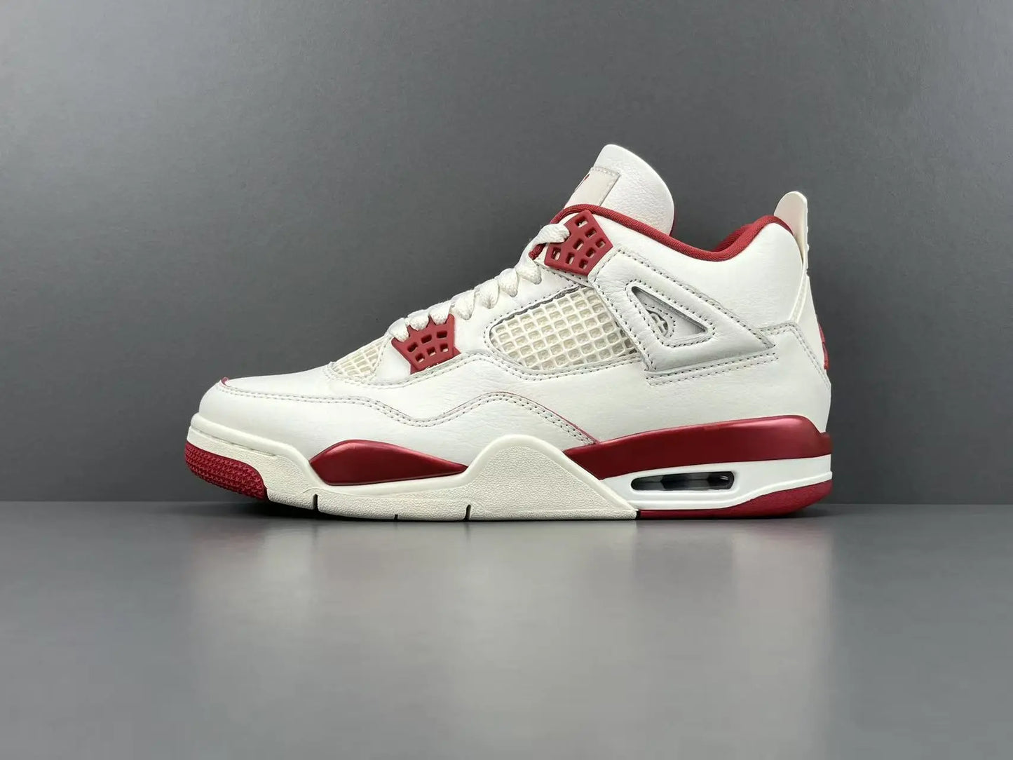 Jordan 4 Valentine’s Day Sierra pink suede premium limited edition sneakers men’s
