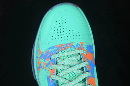 Outsole of Nike Kobe 5 Protro Jalen Brunson NY vs NY PE showing translucent blue sole and multidirectional traction pattern
