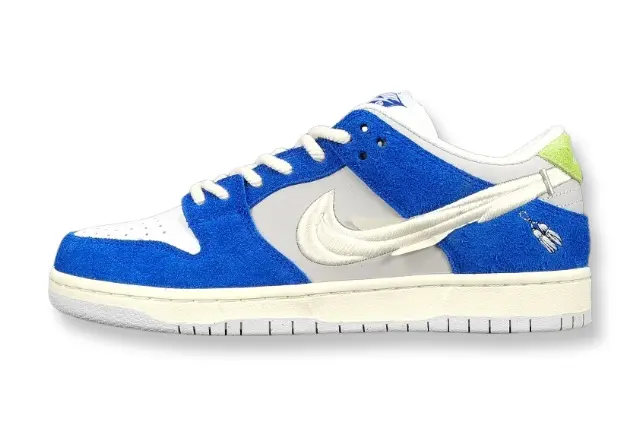 Nike SB Dunk Low Fly Streetwear Gardenia blue white green sneaker floral embroidery limited edition skate shoe