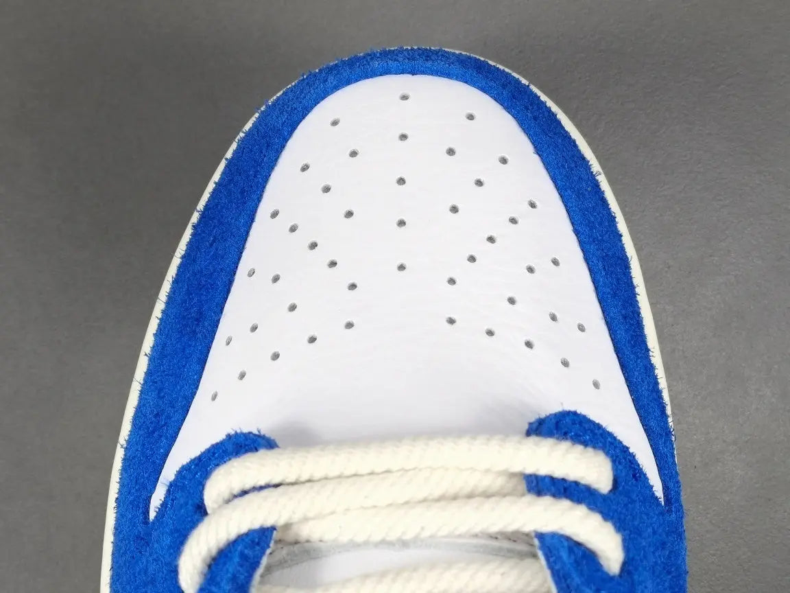 Nike SB Dunk Low Fly Streetwear Gardenia blue white green sneaker floral embroidery limited edition skate shoe
