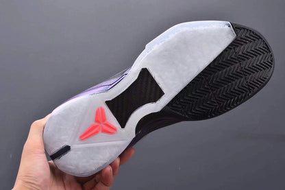 Nike Kobe 7 Invisibility Cloak basketball shoes translucent upper with stealth design

