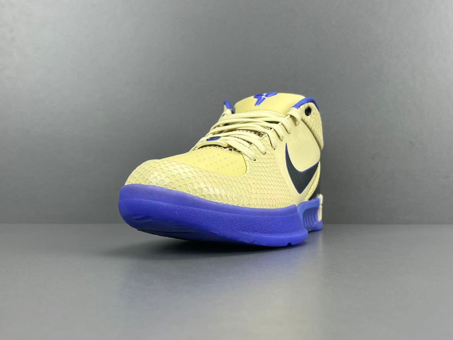 NIKE Kobe 4 Protro FC Barcelona Team Gold basketball sneaker, low-top