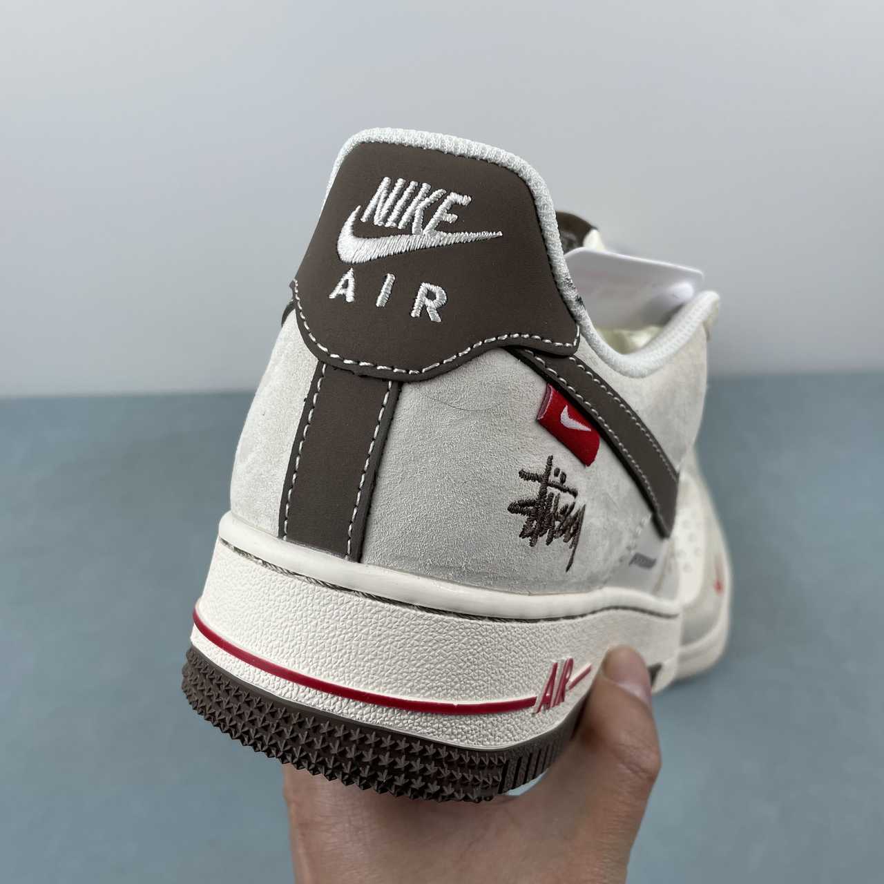 NIKE AIR FORCE 1 x STUSSY CUSTOM BROWN Replico