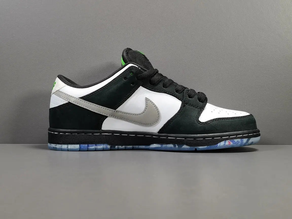 Nike SB Dunk x Staple Panda Pigeon limited edition black white sneakers
