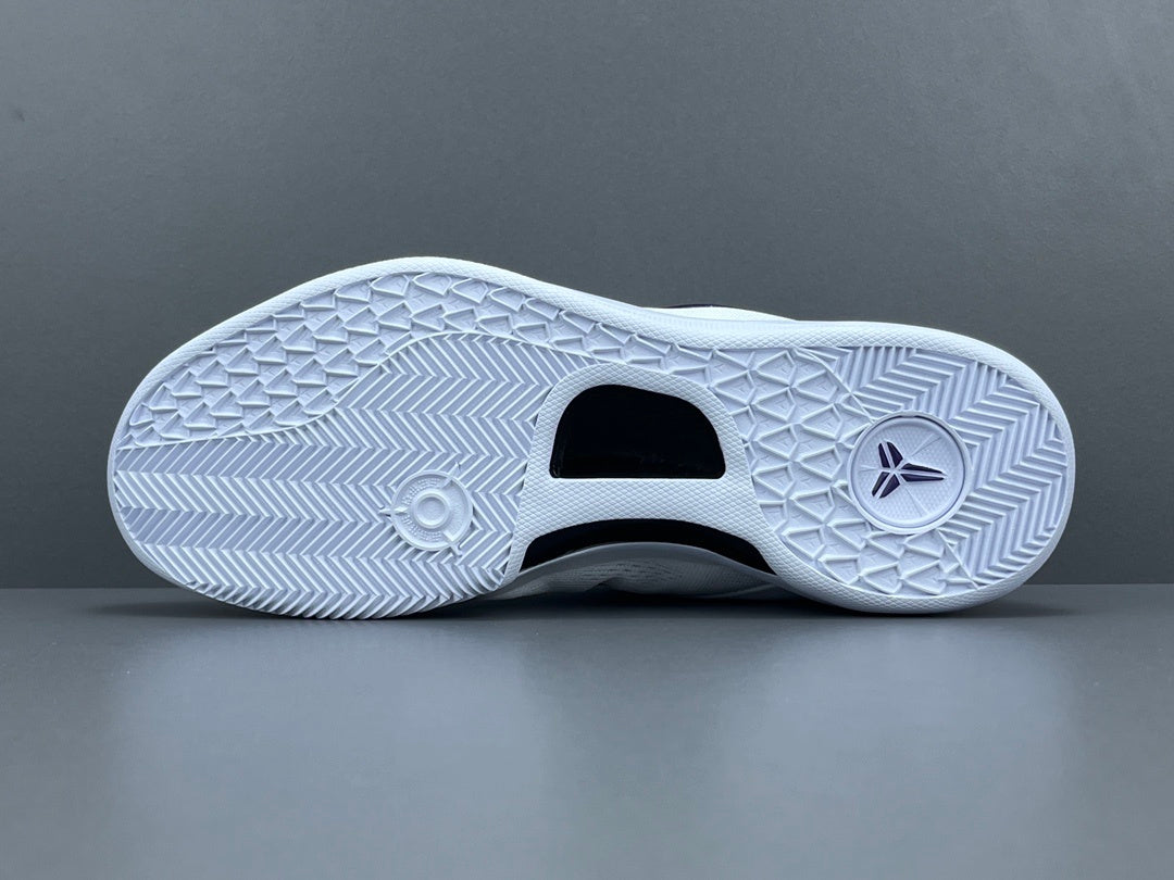 Here’s a 12-word, SEO-friendly alt text for the Nike Kobe 8 Protro Lakers Home