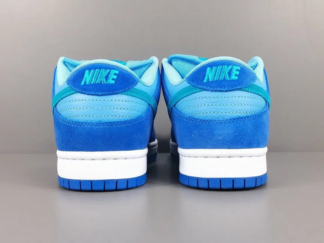 Nike SB Dunk Blue Raspberry low top skate sneaker side view