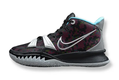Nike Kyrie 7 x Pixel Camo basketball shoes – low-top sneakers with pixel camouflage design, Zoom Air cushioning, and court performance