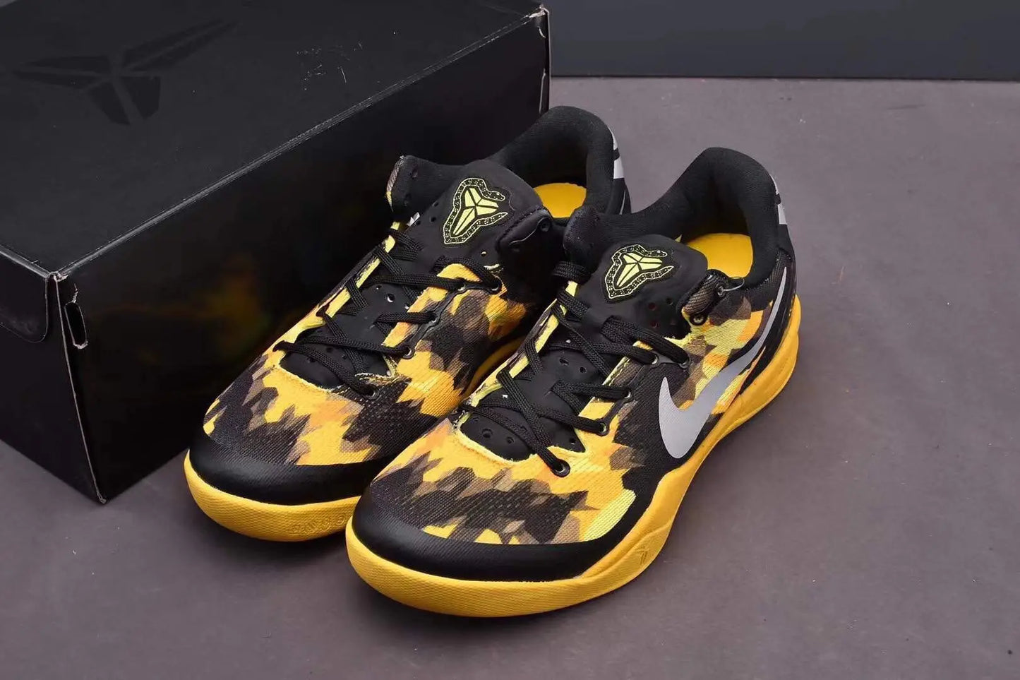 Nike Kobe 8 Sulfur basketball shoes bright yellow performance low-top design
