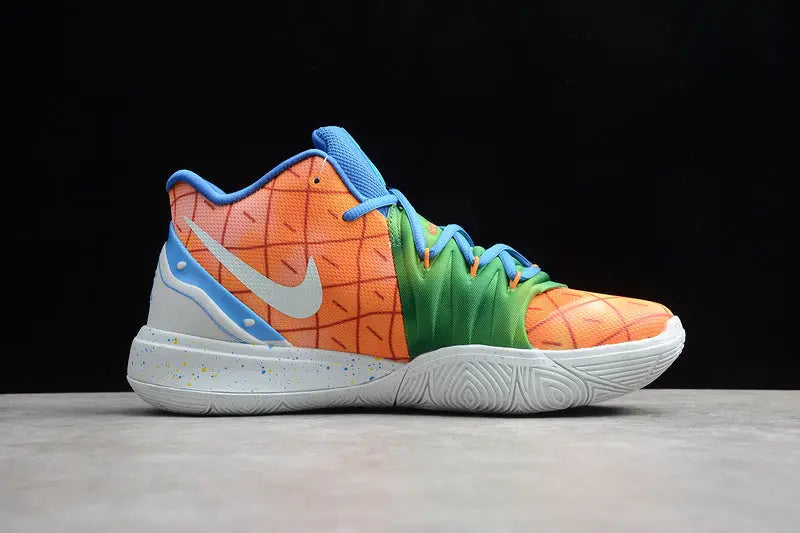 Nike Kyrie 5 x SpongeBob Pineapple House basketball shoes – orange textured sneakers inspired by SpongeBob home with Zoom Air cushioning