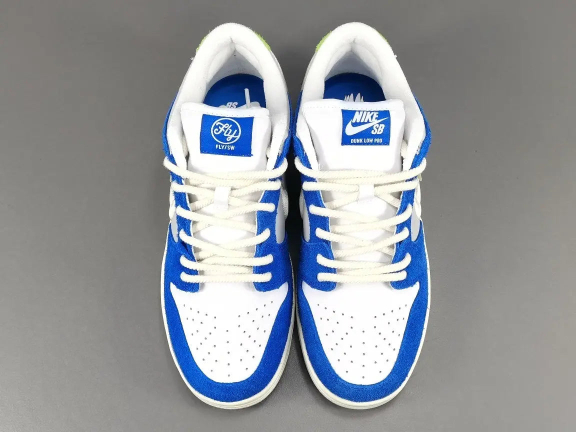 Nike SB Dunk Low Fly Streetwear Gardenia blue white green sneaker floral embroidery limited edition skate shoe