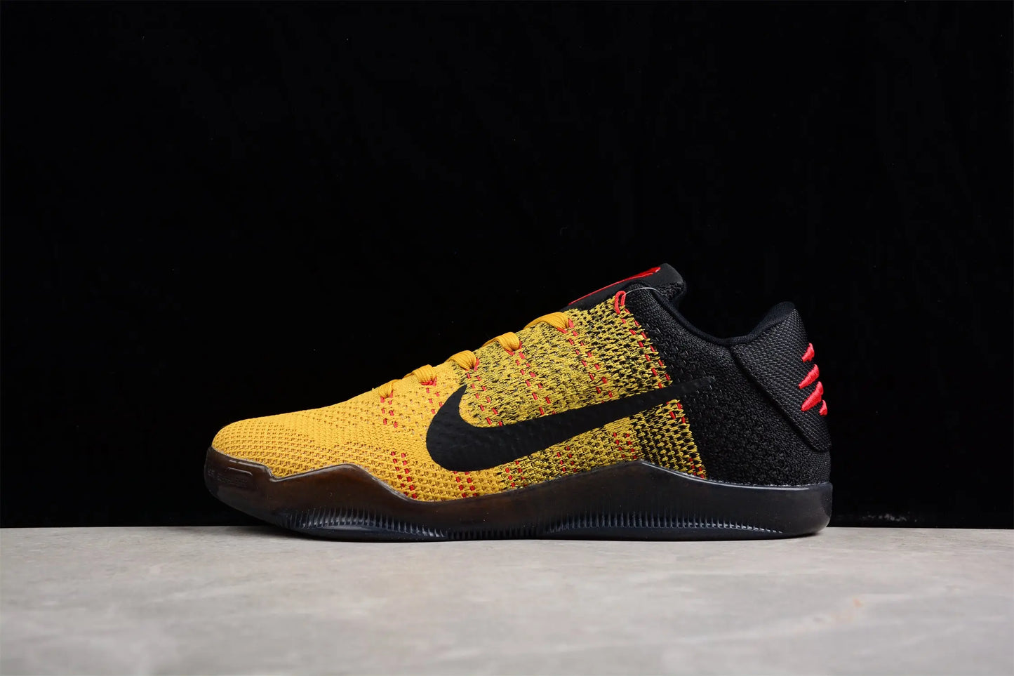 Nike Kobe 11 Elite Low Bruce Lee basketball shoes mens performance sneakers