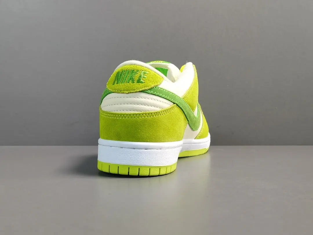 Nike SB Dunk Low Green Apple skate shoes premium leather comfortable cushioning