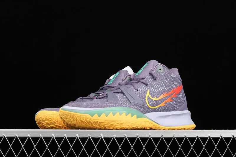 Nike Kyrie 7 x Daybreak basketball shoes – low-top sneakers with sunrise-inspired colorway, Zoom Air cushioning, and performance traction