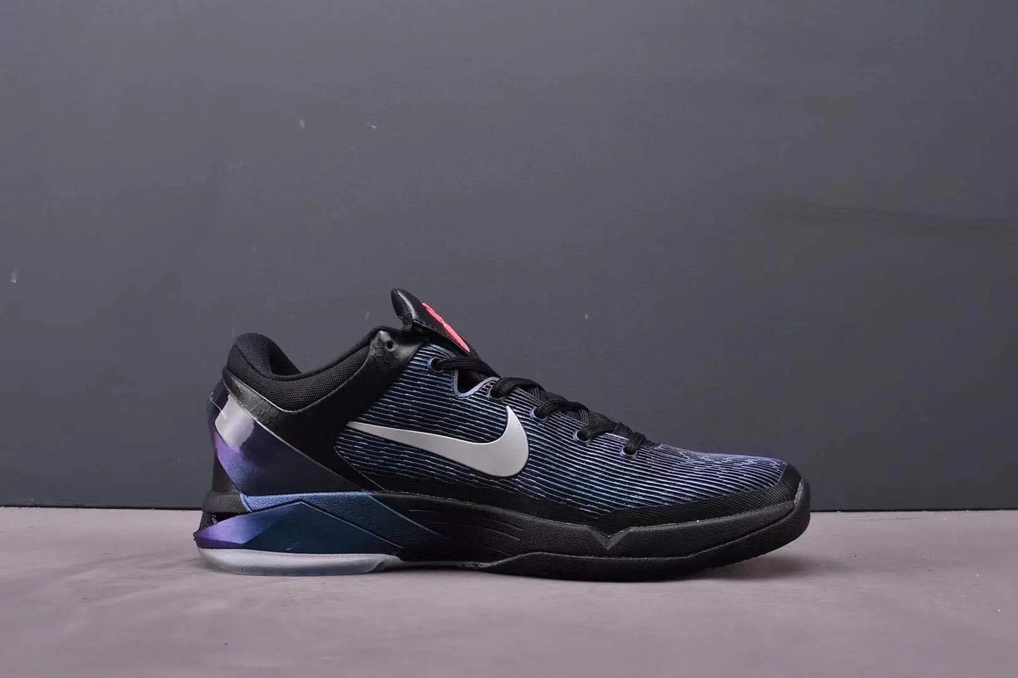 Nike Kobe 7 Invisibility Cloak basketball shoes translucent upper with stealth design
