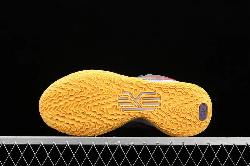 Nike Kyrie 7 x Daybreak basketball shoes – low-top sneakers with sunrise-inspired colorway, Zoom Air cushioning, and performance traction