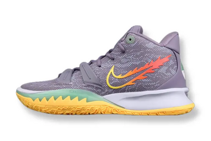 Nike Kyrie 7 x Daybreak basketball shoes – low-top sneakers with sunrise-inspired colorway, Zoom Air cushioning, and performance traction