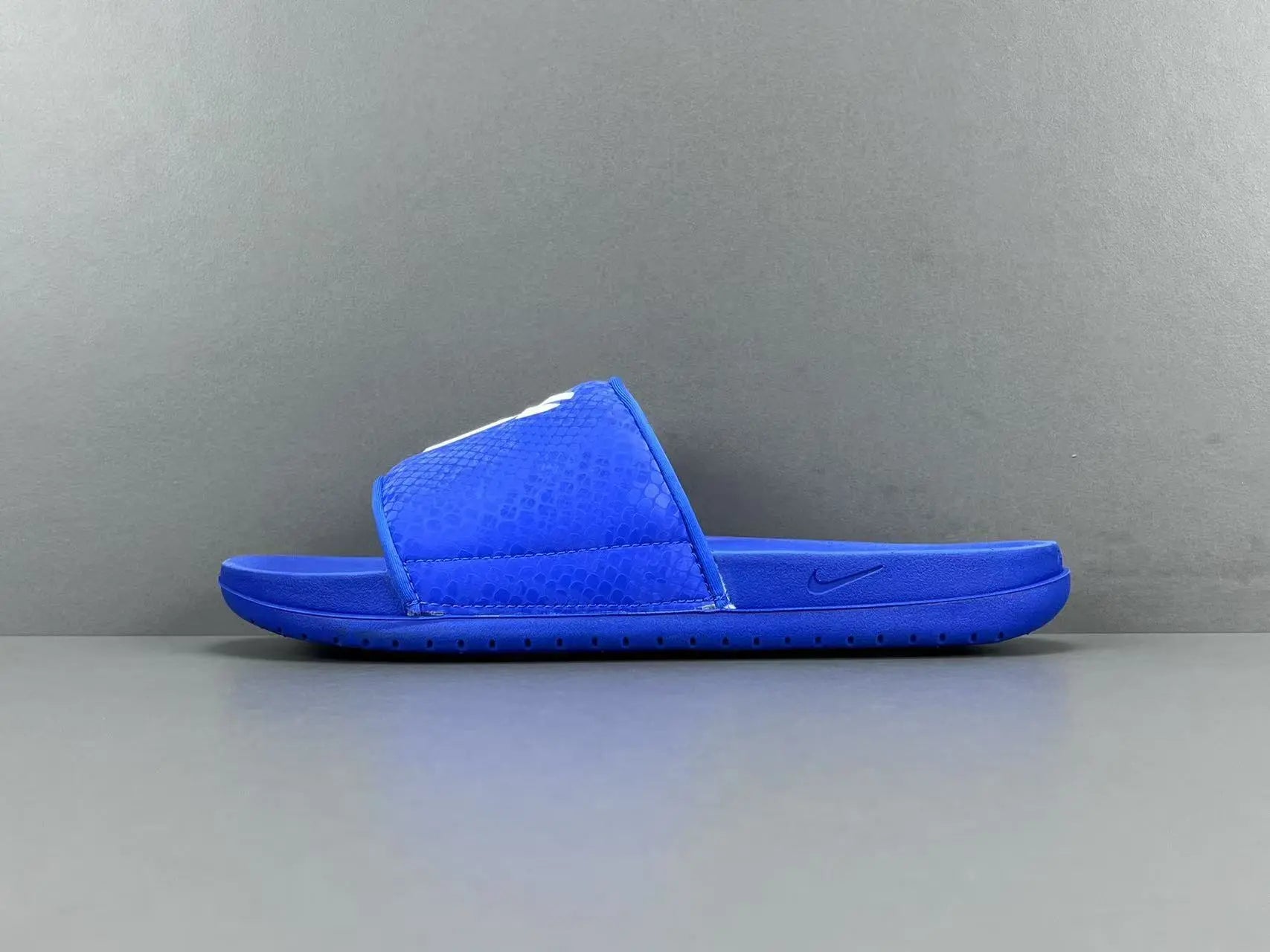 Nike Offcourt Slide Kobe Bryant Dodgers Los Angeles comfortable basketball slides casual footwear