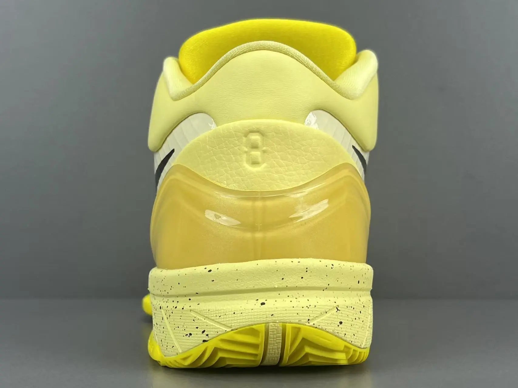 NIKE Kobe 4 Protro CHBL basketball sneaker, low-top, premium performance design