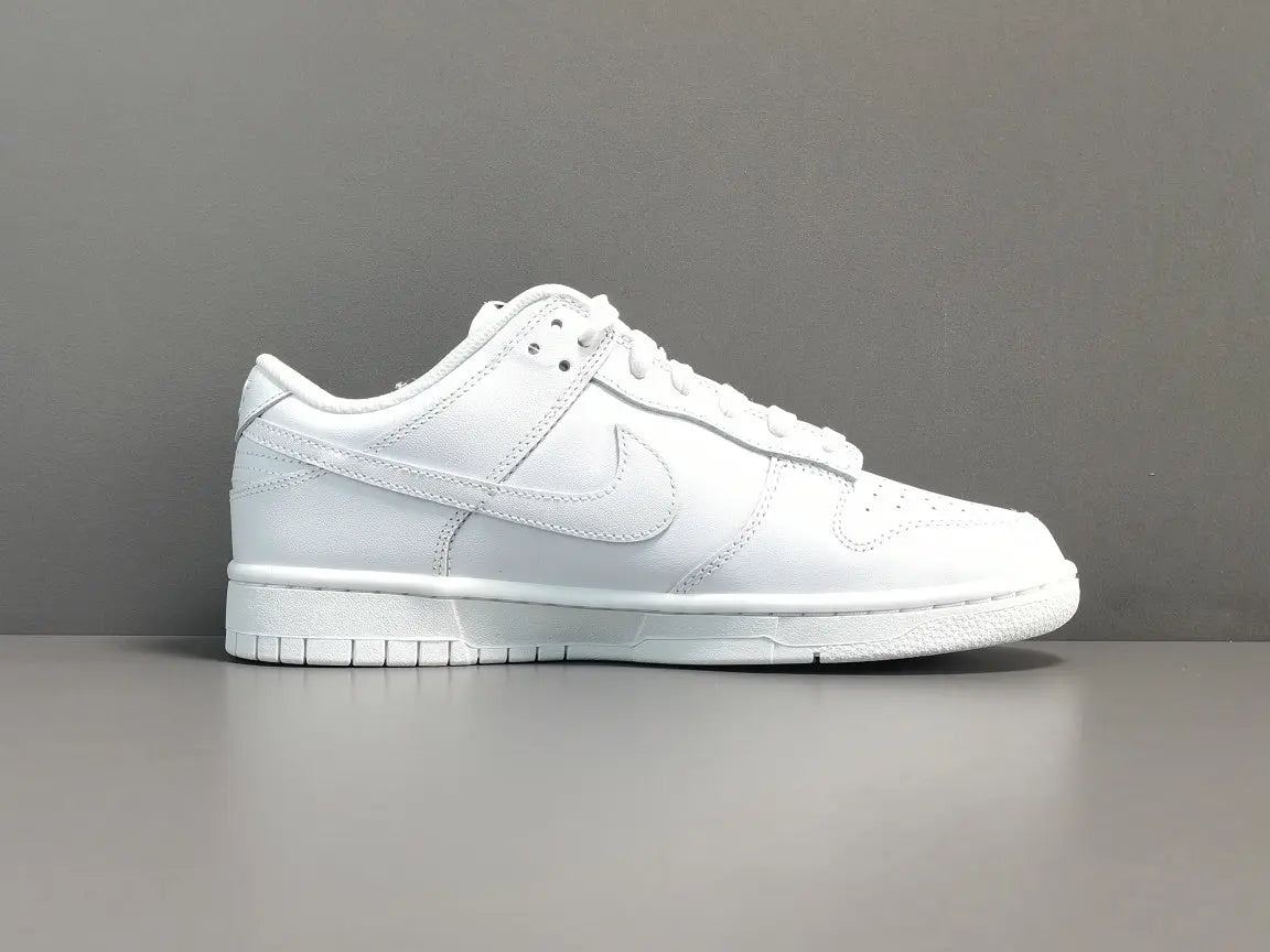 NIKE DUNK x TRIPLE WHITE Replico